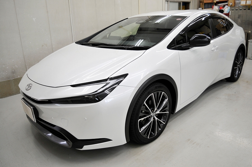 トヨタ プリウス　カーフィルム 施工例
